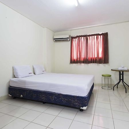 Reddoorz Apartment @ Pulo Gadung 雅加达 外观 照片